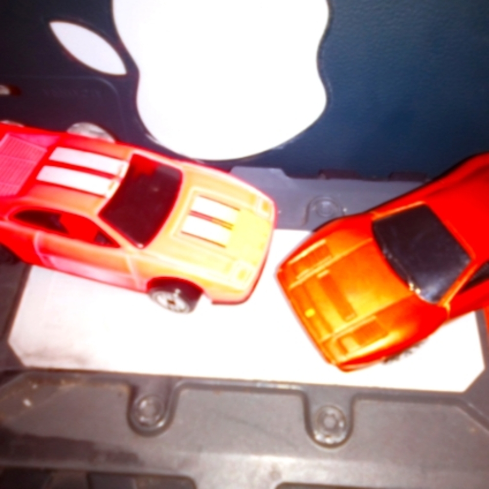 Ferraris 288 GTO and 348 Ferrari Hotwheels